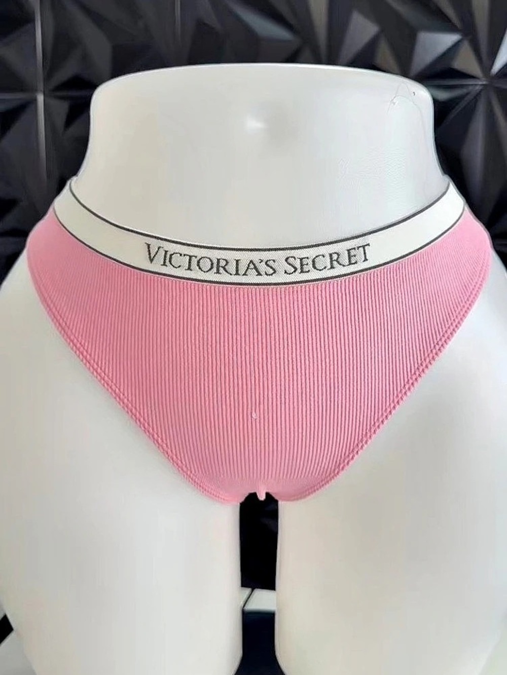 🔥💎Victoria's Secret Seamless Logo Rib Thong Panty Pink